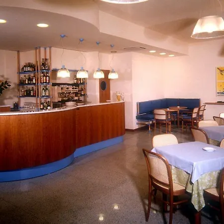 Hotel Raffaello 4*