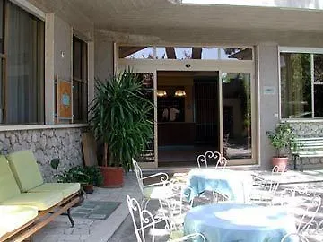 Raffaello Hotel 4*