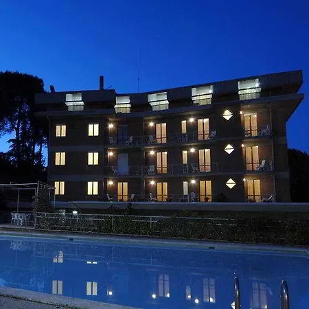 Raffaello Hotel 4*